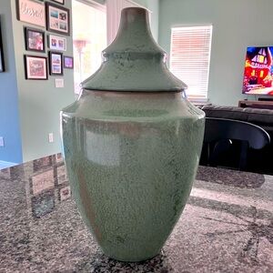 Nice size accent jar